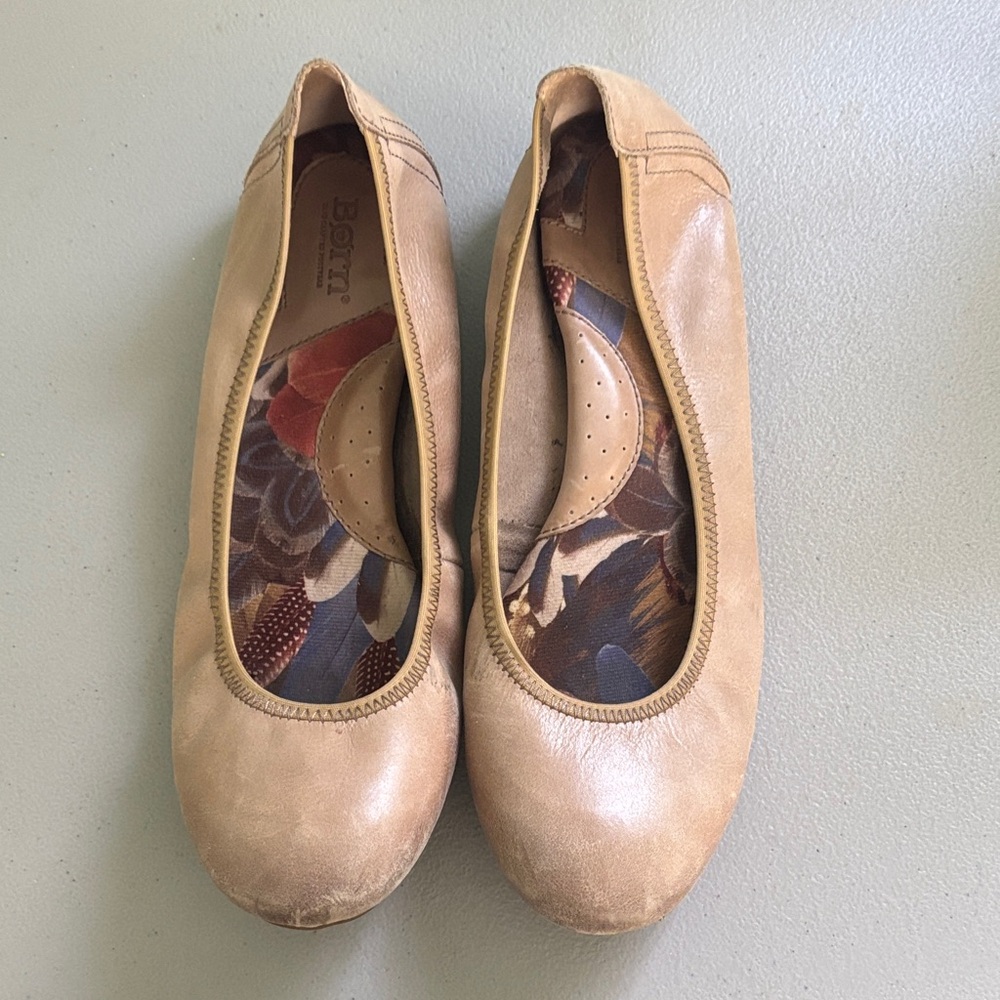 Born Beige Leather Loafers